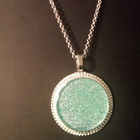 Pendant necklace - Picture 3 of 4